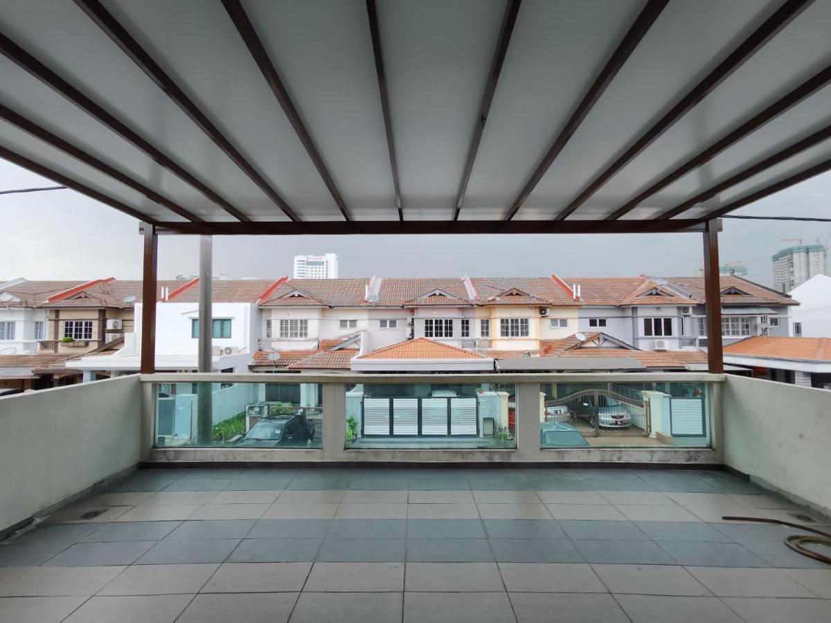 Bbt Double Storey Balcony Bukit Tinggi Home Klang Buitenkant foto